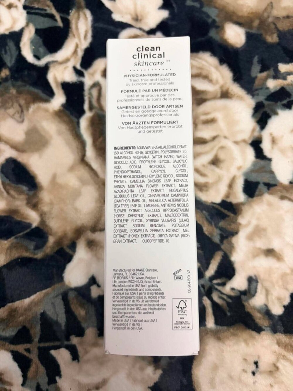 IMAGE SKINCARE CLEAR CELL Clarifying Salicylic Gel Cleanser - Picture 2 of 5
